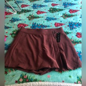LARGE brown skirt/short